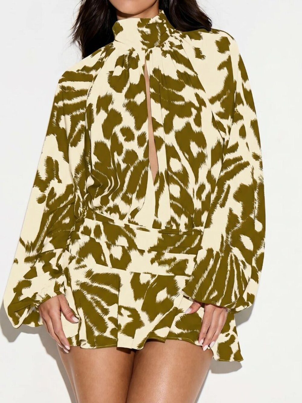 Green Elegant Women's High Neck Plunge Mini Dress with Cape Sleeves Animal Print